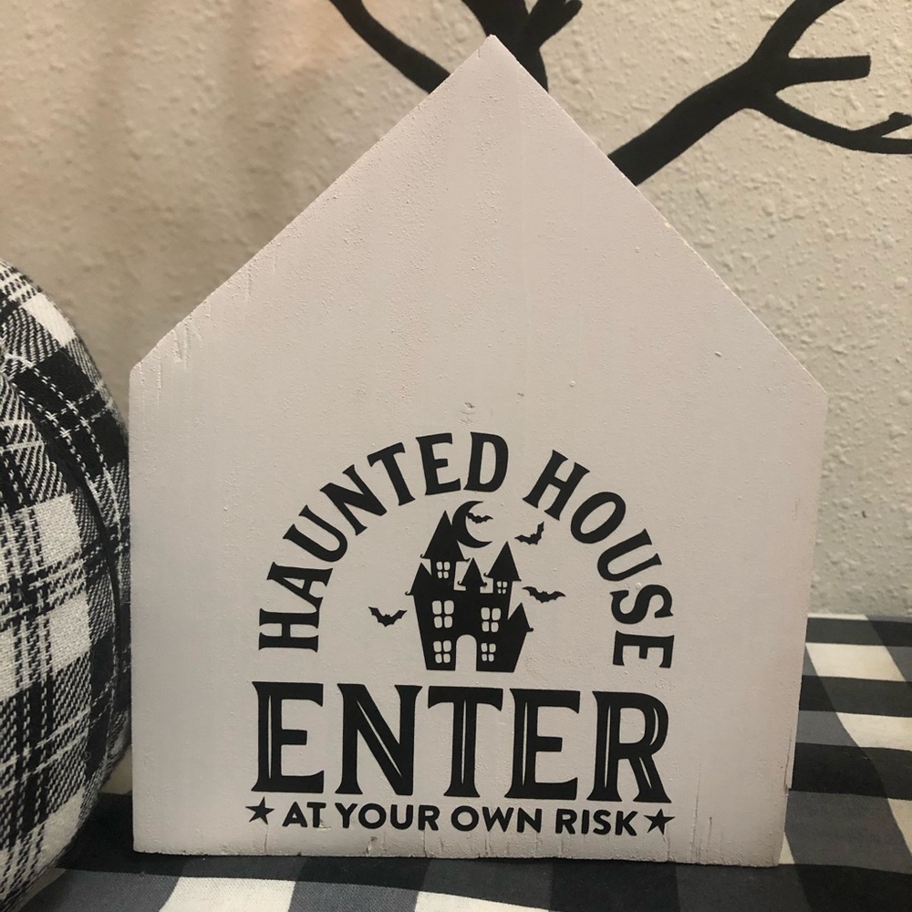 Wood Handmade Haunted House shelf/tier tray sign